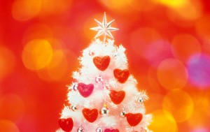 Сердца на новогодней елке